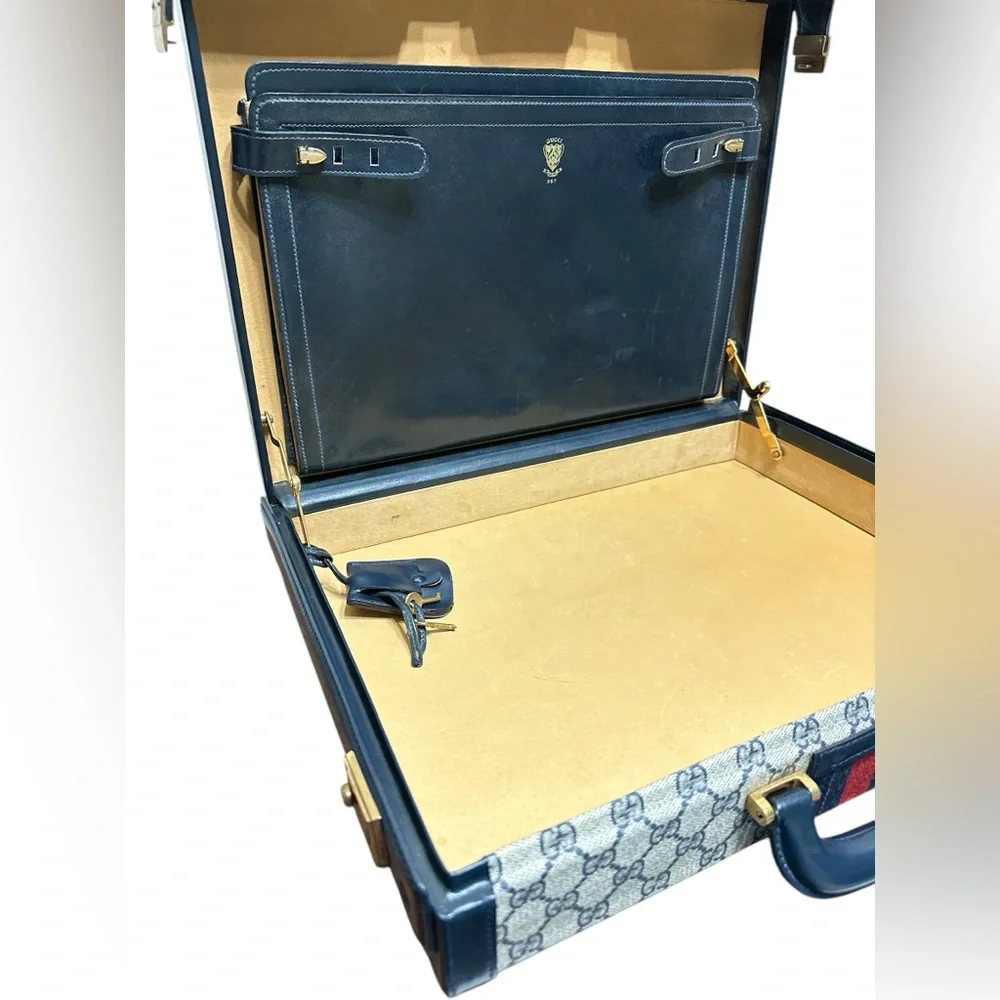 Vintage GUCCI authentic briefcase attache dark navy blue - Picture 9 of 14